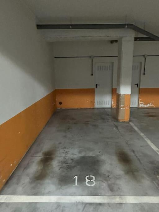 Ferienwohnung Piso Gijon Con Plaza De Garaje Vut4589As Exterior foto